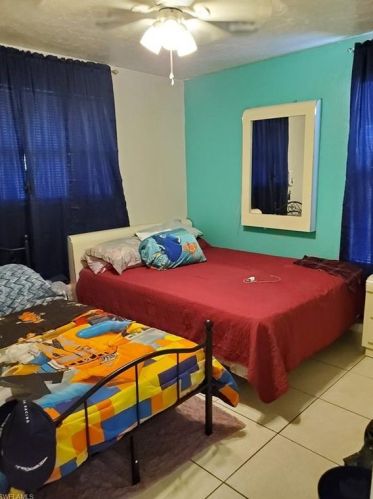 2198 41 St, Naples FL 34116-6571 exterior