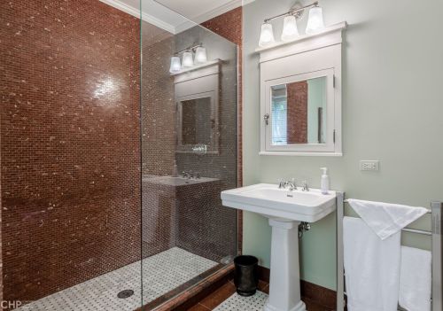 4845 Ellis Ave, Chicago IL 60615-5008 exterior