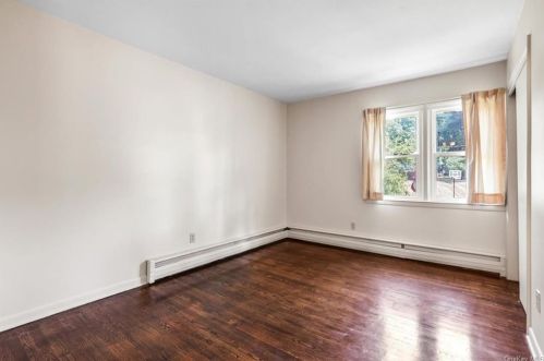 1 Lincoln Dr, Poughkeepsie NY 12601-6004 exterior