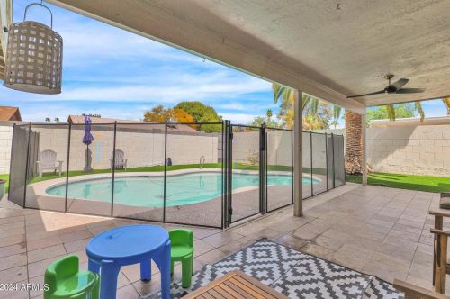 1308 Shawnee Dr, Chandler AZ 85224-2309 exterior