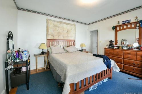 226 Seymour Ave, Derby CT 06418-1310 exterior