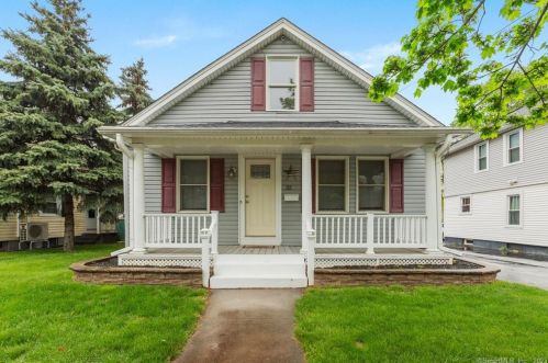 32 Christian St, Wallingford, CT 06492-3602