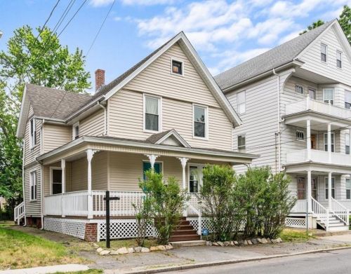 113 Oakland Ave, Providence RI 02908-3632 exterior