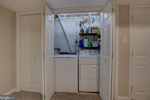 4 Lawnton Ter, Manor PA 19036-1110 exterior