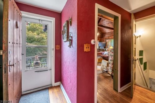 39 Jacobs Rd, Rockaway NJ 07866-4604 exterior