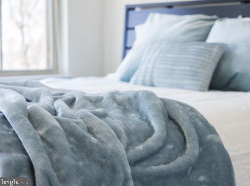 3143 Ft Lincoln Dr, Washington DC 20018-4311 exterior