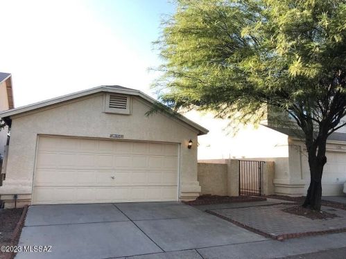 8193 Midnight Way, Tucson AZ  85741-1244 exterior