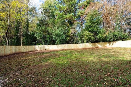 1385 Centra Villa Dr, Atlanta GA  30311-3423 exterior