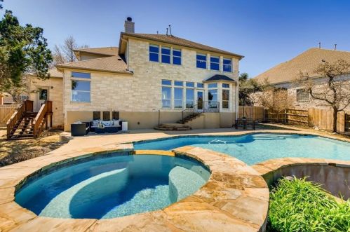 9304 Evening Primrose Path, Austin TX 78750-3546 exterior