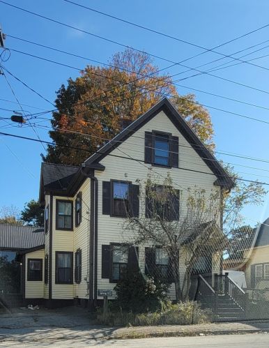 13 Thompson St, Concord, NH 03301-3735