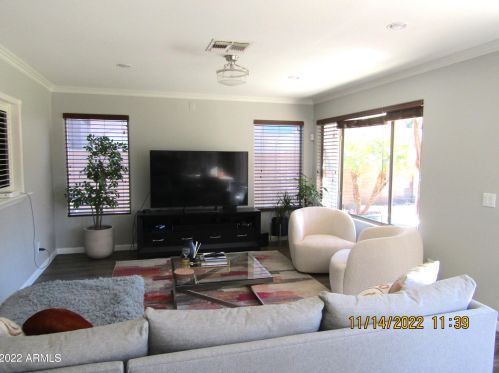 1373 Swan Ct, Chandler AZ  85286-8348 exterior