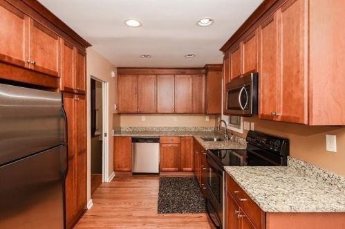 1760 Clairmont Way, Atlanta GA  30329-1616 exterior