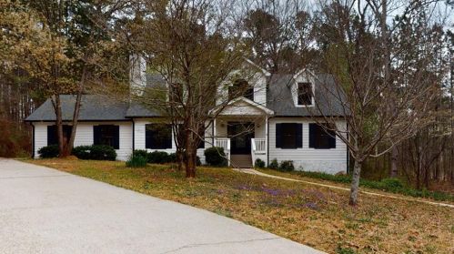 2672 Beecher Dr, Austell GA 30106-1701 exterior