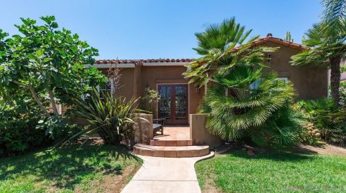 4858 Canterbury Dr, San Diego, CA 92116-2305