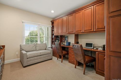 17 Hopkins Ln, Armonk NY 10504-1363 exterior