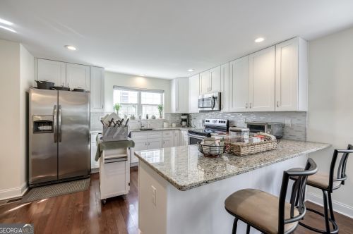 744 Garibaldi St, Atlanta GA  30310-2171 exterior