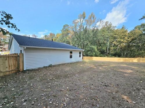 2061 Marbut Forest Dr, Lithonia GA  30058-7827 exterior