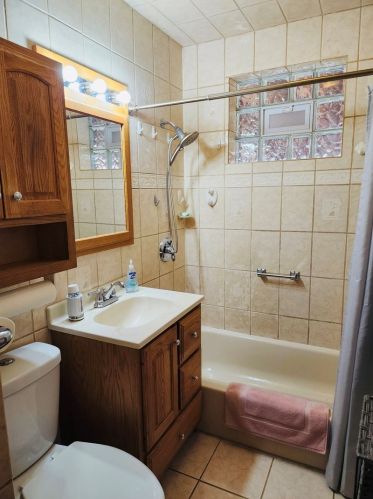 7773 Karlov Ave, Chicago IL 60652-3605 exterior