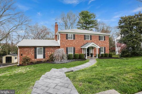 2056 Kirby Rd, Mc Lean, VA 22101-5539