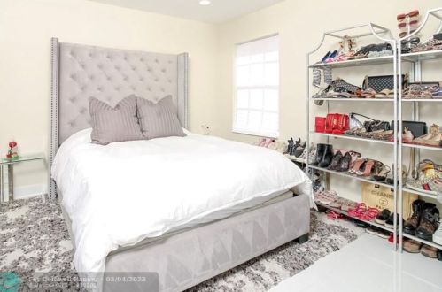 6628 25th Ct, Boca Raton FL  33496-2016 exterior