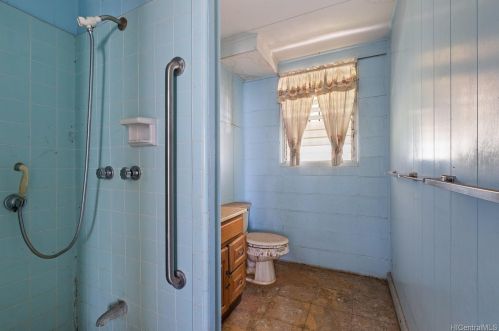 1428 Pua Ln, Honolulu HI 96817-3536 exterior