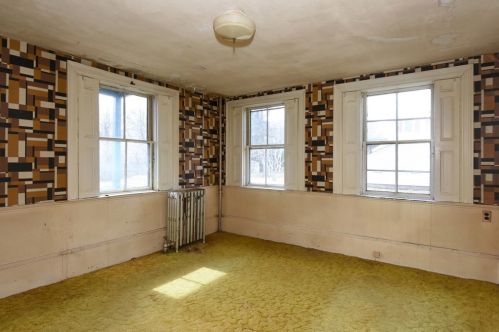 106 Ash St, Danvers MA 01923-2728 exterior