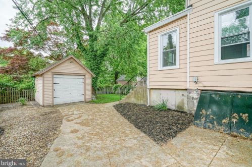 114 Ctr St, Camden NJ 08109-2201 exterior