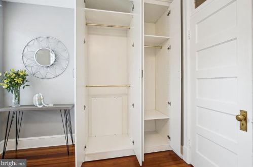 230 F St, Washington DC 20002-4931 exterior