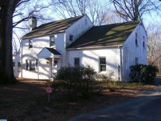 142 Main St, Newark, DE 19711-7935