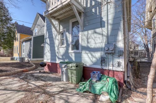 1942 2nd St, Milwaukee WI 53212-3709 exterior