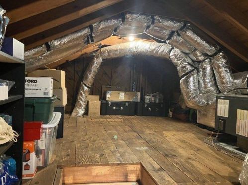 1371 Mcclelland Ave, Atlanta GA  30344-1608 exterior