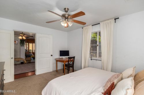 7047 23 Dr, Phoenix AZ 85085-8711 exterior