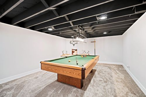 3003 Stratton Dr, Milwaukee WI 53219-2757 exterior