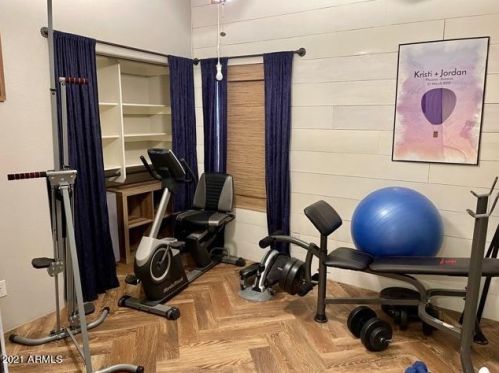 547 Devon Dr, Gilbert AZ  85296-3818 exterior