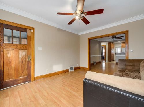 1747 Monticello Ave, Chicago IL 60618-5320 exterior