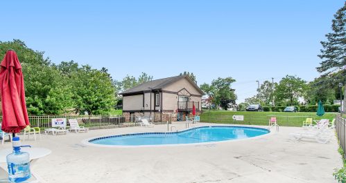 748 Kilgore Rd, Kalamazoo MI  49008-3629 exterior