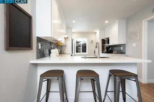 1278 Marlboro Ct, Concord CA 94521-3407 exterior