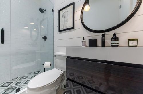 62 Montgomery St, Atlanta GA  30307-2844 exterior