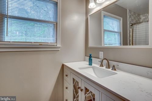 151 Autumn Ct, Huntingtown MD 20639-3400 exterior