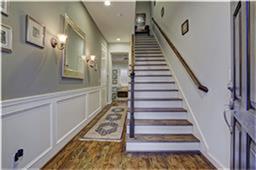 1220 Saint Charles St, Houston TX  77003-3600 exterior