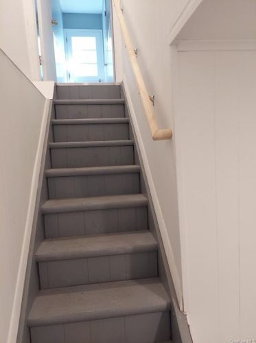 72 Stuart Dr, Poughkeepsie NY 12603-4714 exterior