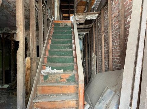 835 Concord St, Pittsburgh, PA 15212-4265