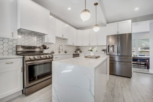 2242 Karlov Ave, Chicago IL  60639-3718 exterior