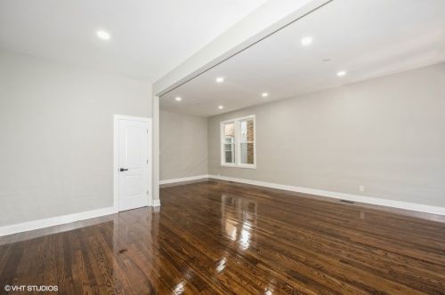 1742 Henderson St, Chicago IL  60657-1034 exterior