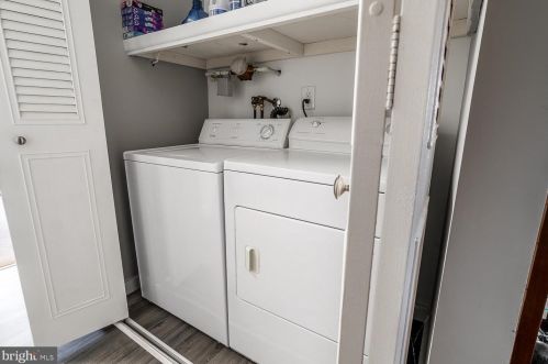 11 Warwick Way, Southampton NJ  08088-1143 exterior