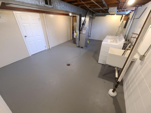 8001 Tripoli Ave, Milwaukee WI  53220-1646 exterior