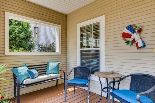 114008 Hundertmark Rd, Chaska MN  55318-1124 exterior