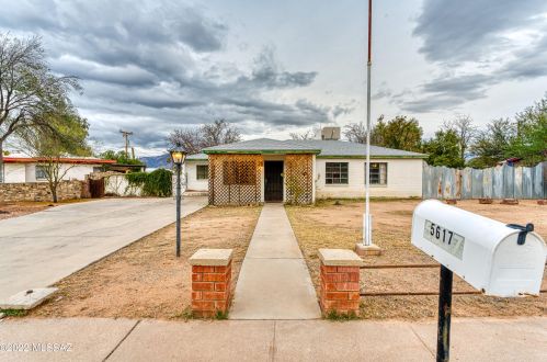 5617 Linden St, Tucson, AZ 85712-3719