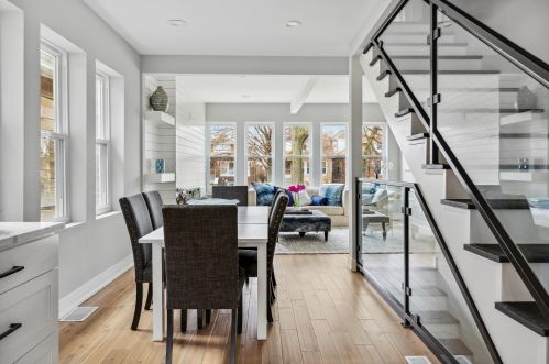 4647 Lawler Ave, Chicago IL  60638-2009 exterior