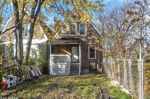 1237 Kedvale Ave, Chicago IL 60623-1223 exterior